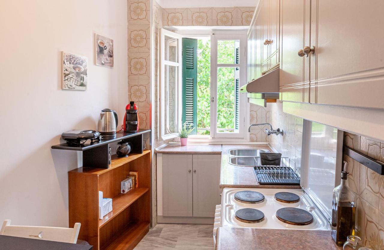 Sunny Apartment On The 2Nd Floor In Bohemian Psiri In Athens' Historic Center-In Vivo Apartments Экстерьер фото