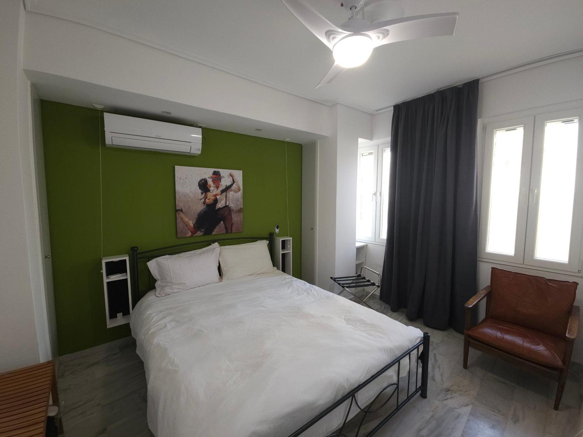 Sunny Apartment On The 2Nd Floor In Bohemian Psiri In Athens' Historic Center-In Vivo Apartments Экстерьер фото